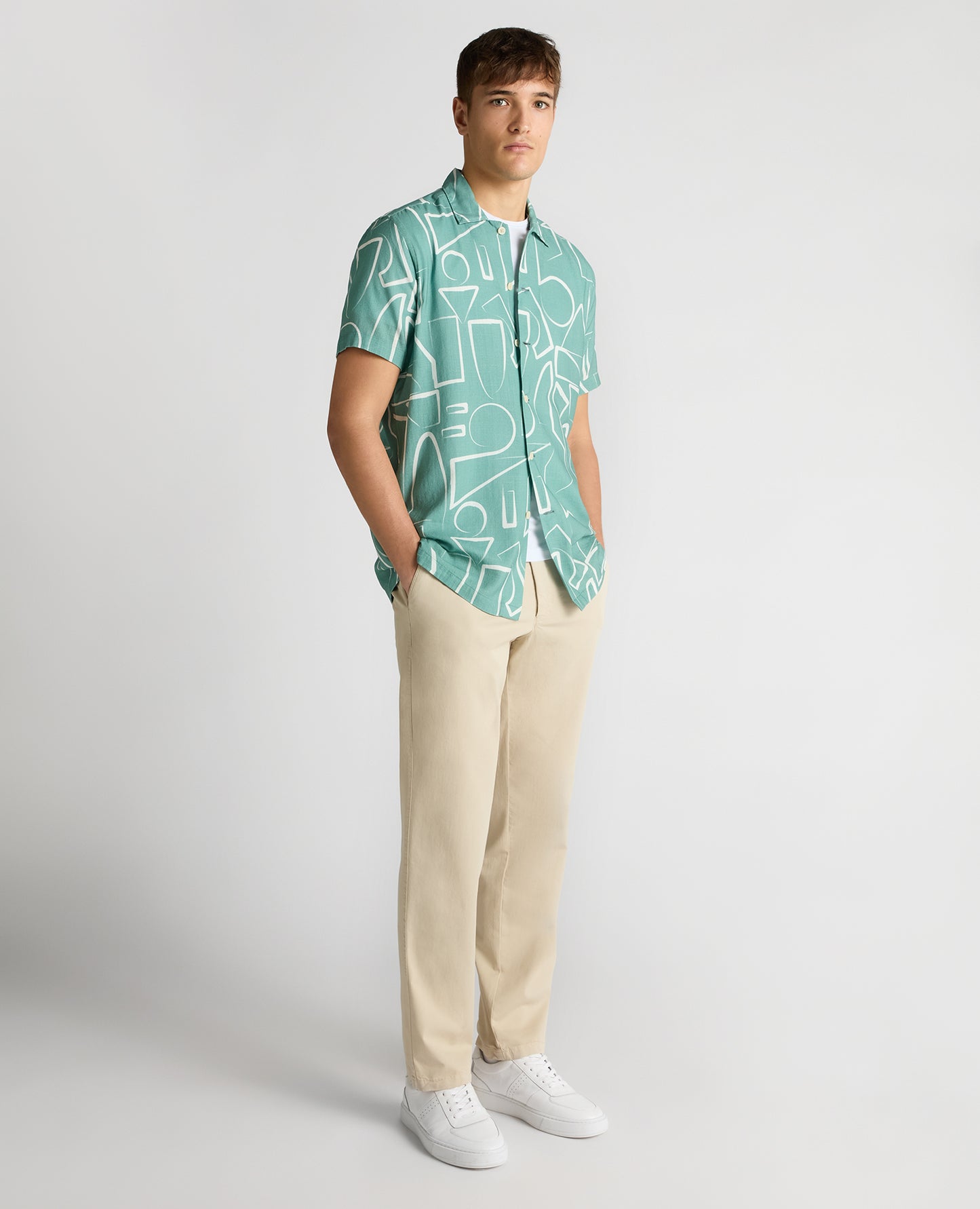 Tapered Fit Linen-Blend Abstract Print Shirt