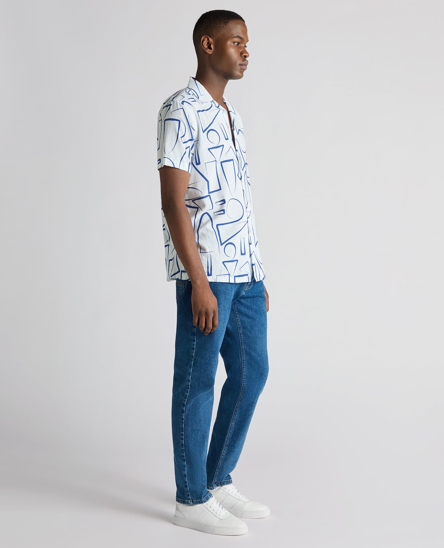 Tapered Fit Linen-Blend Abstract Print Shirt