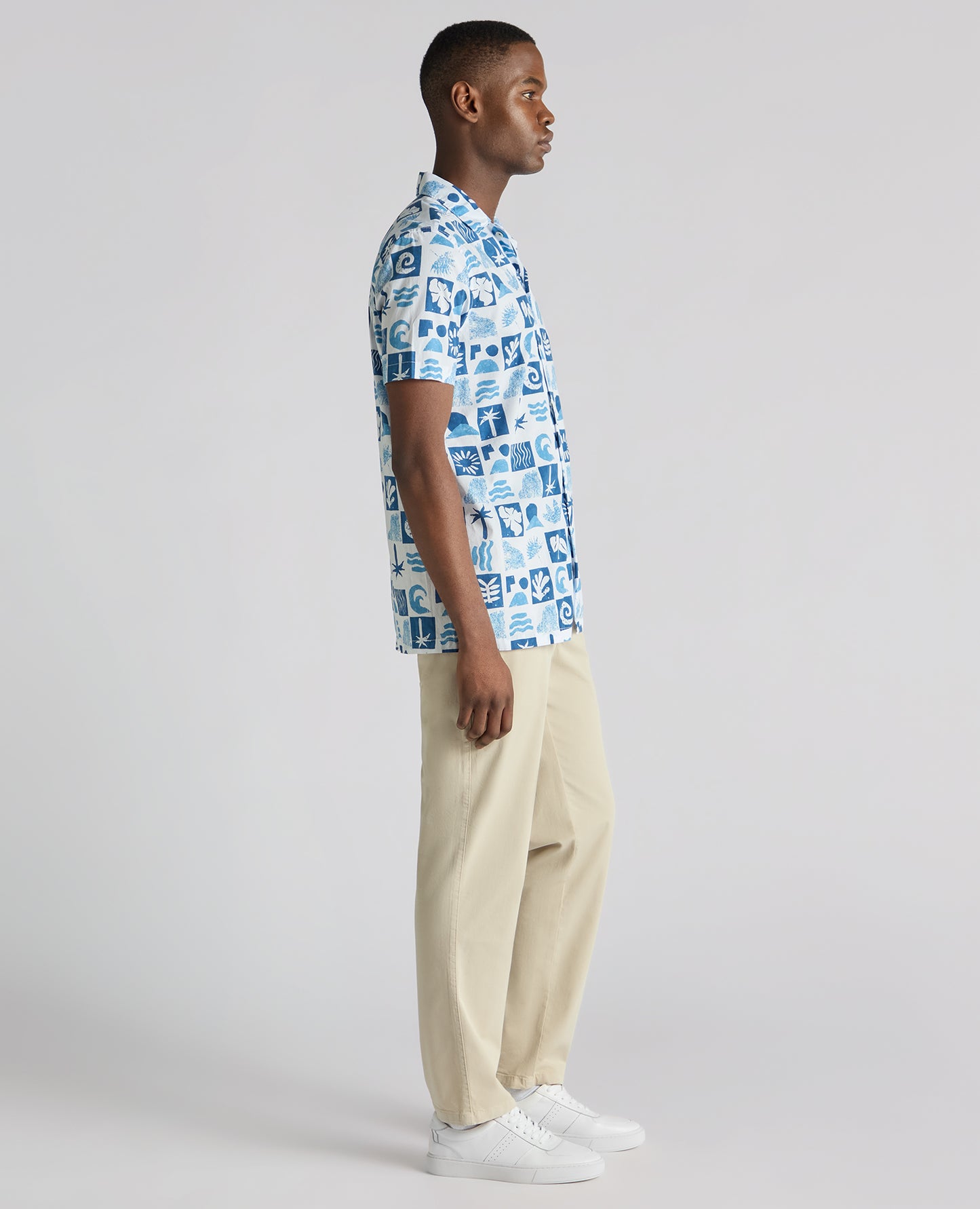 Tapered Fit Cotton-Stretch Printed Shirt