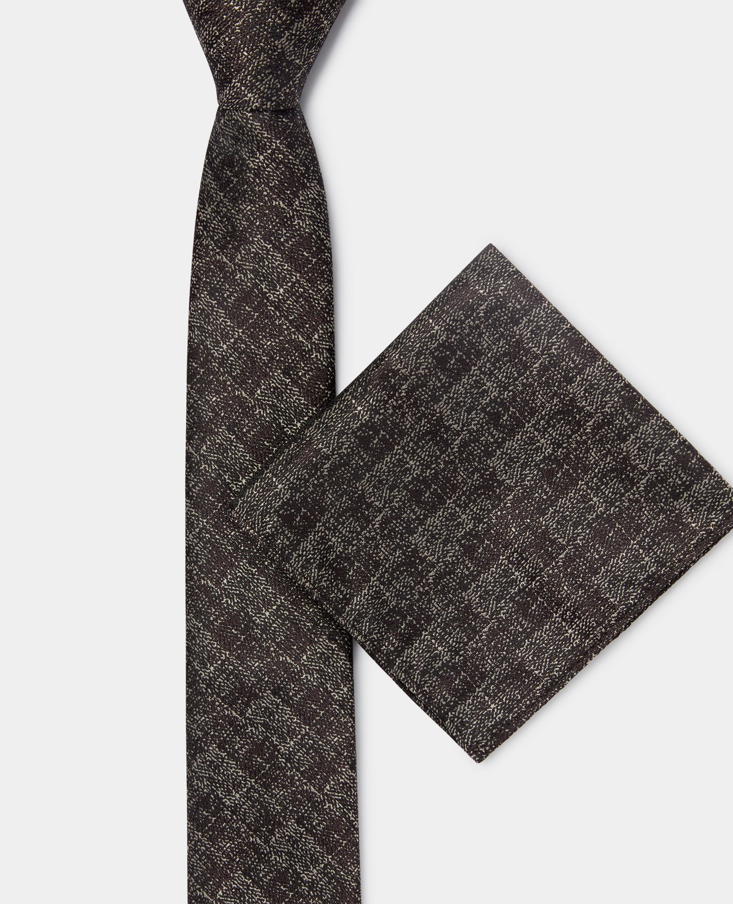 Semi-Plain Design Tie